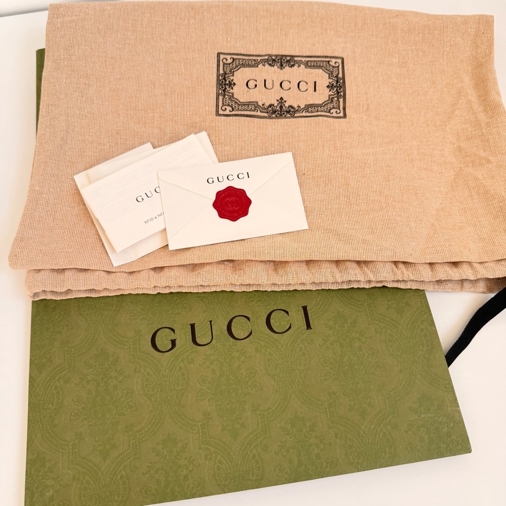 Black Gucci Horsebit leather crossbody bag - Picture 10 of 12